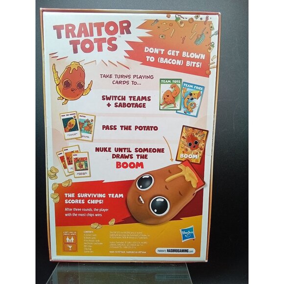 Traitor Tots Card Game For 8+ Hot Potato Strategy & Sabotage By Hasbro - Picture 3 of 5
